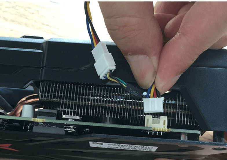GPU Noise Reducer mini 4 Pin Fan 30% Speed Down Resistance Cable PWM - GPUCONNECT.COM