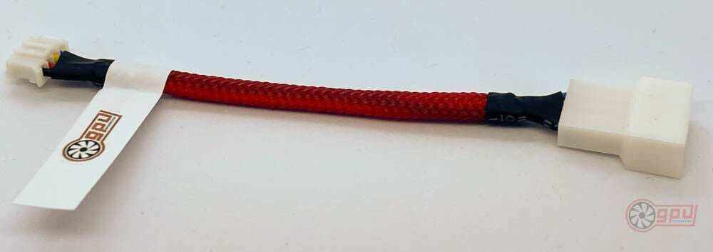 Universal Deshroud Adapter GPU Mini 4-Pin to dual 4-Pin PWM fan cable in red sleeve for GPU fan connection