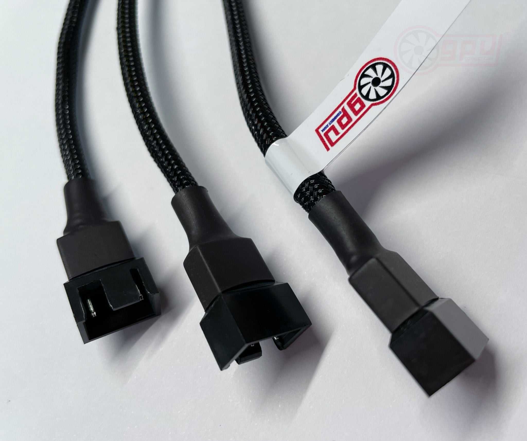 Molex To 2x SATA Power Y Splitter Cable – 4 Pin Male To Dual 15 Pin SATA (18cm, 2 Way)